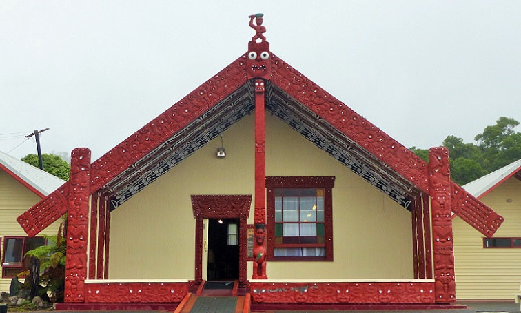 The marae or meeting house in the thermal village